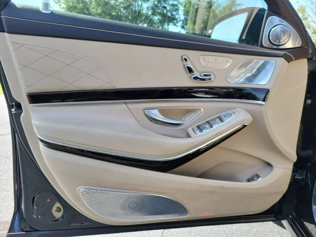 Used 2018 Magnetite Black Mercedes-Benz Maybach S 560 image 7