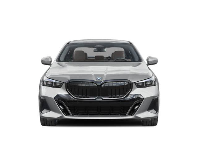 New 2027 Dark Graphite Metallic BMW 550e xDrive image 7