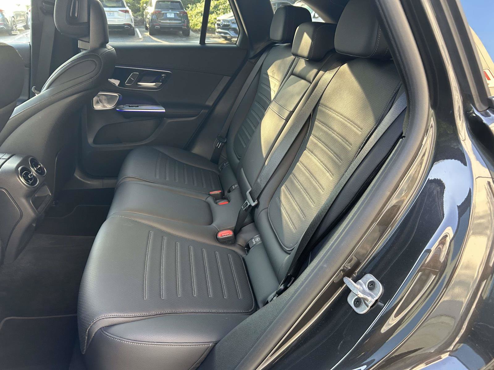 Certified Used 2025 Graphite Grey Metallic Mercedes-Benz GLC 350e 4MATIC® SUV image 40
