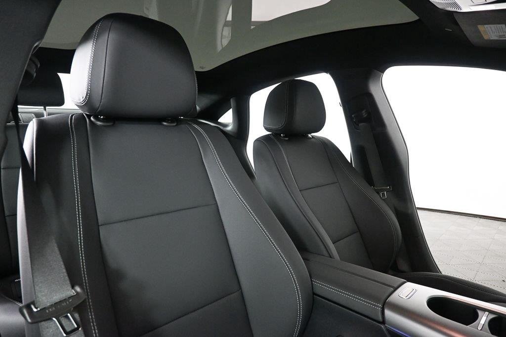 New 2027 Liquid Crystal Green Mercedes-Benz CLA 250+ image 19