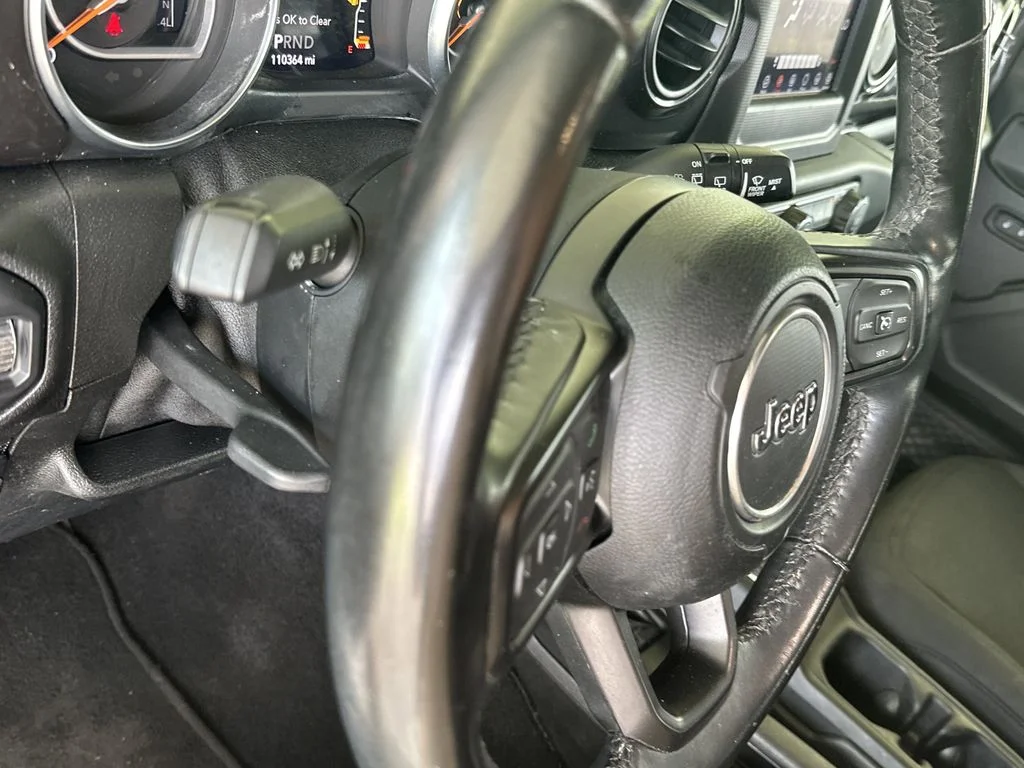 Used 2020 Gray Jeep Unlimited Sport Altitude image 19