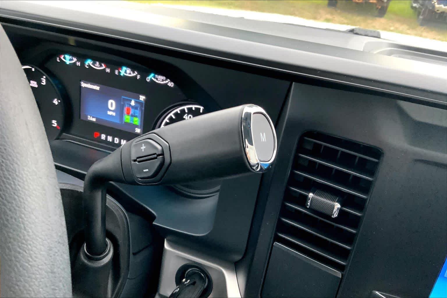 New 2026 Oxford White Ford F-250® XL image 17