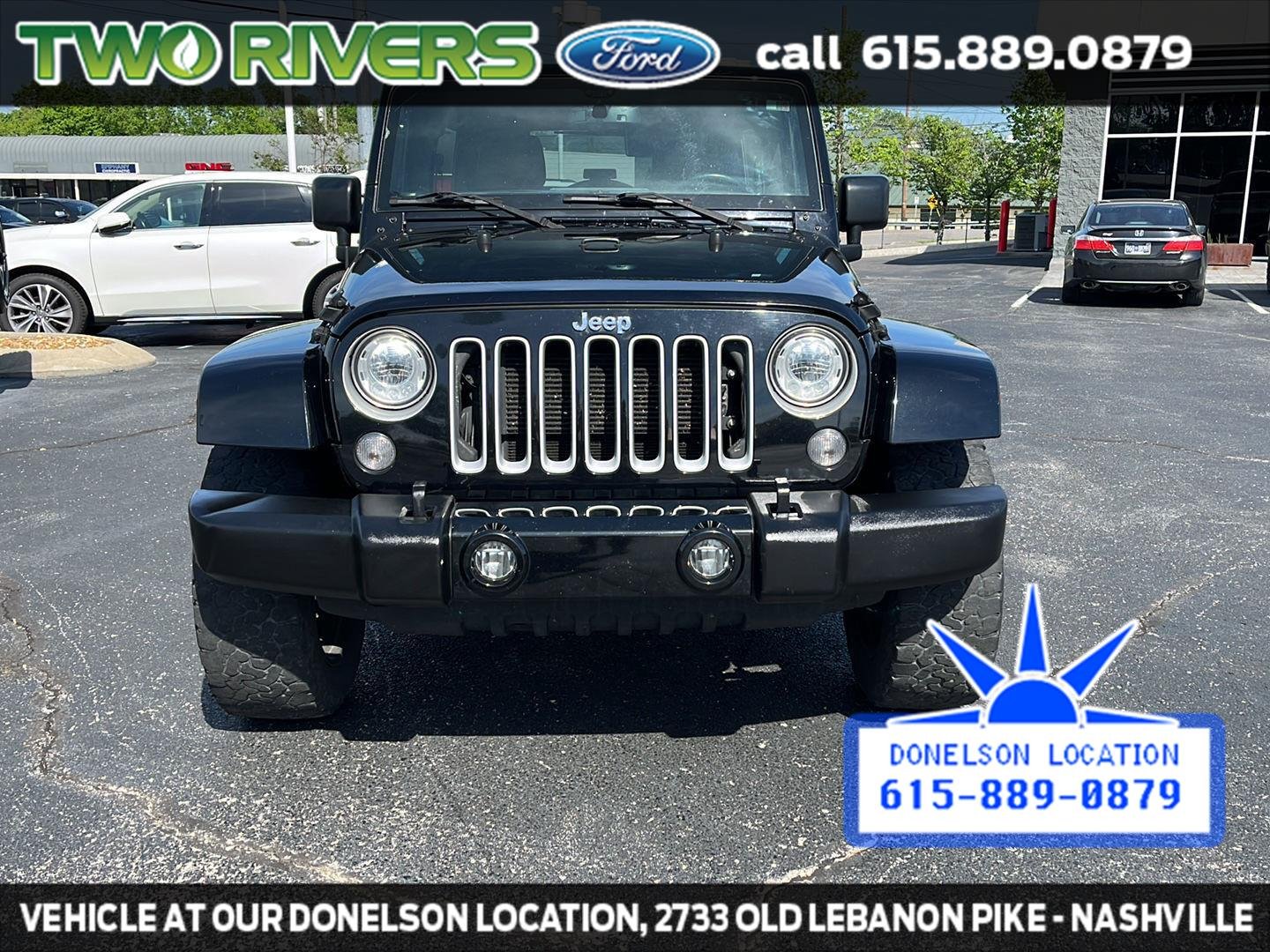 Used 2017 Black Clearcoat Jeep Sahara image 3