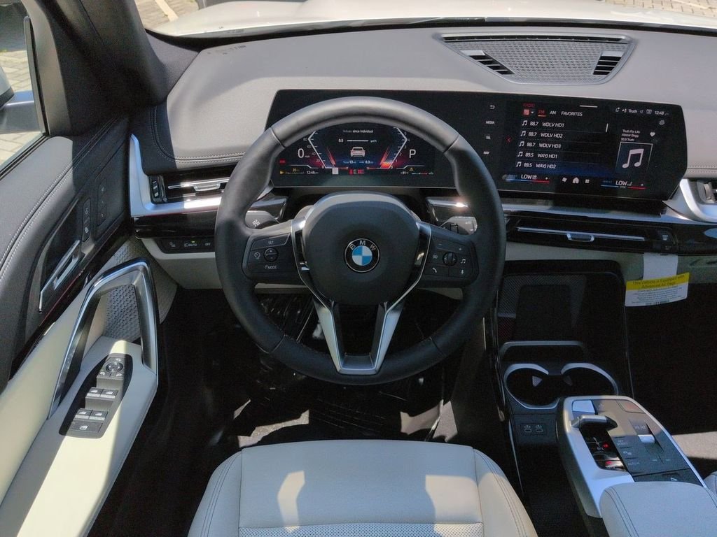 New 2026 Mineral White Metallic BMW xDrive28i image 16