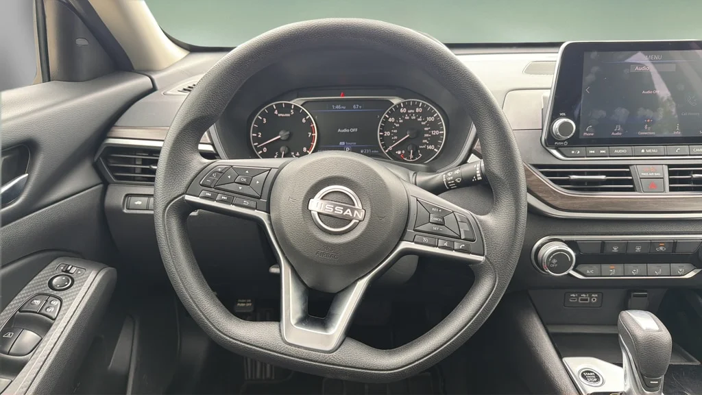 Used 2024 Brilliant Silver Nissan 2.5 SV image 9