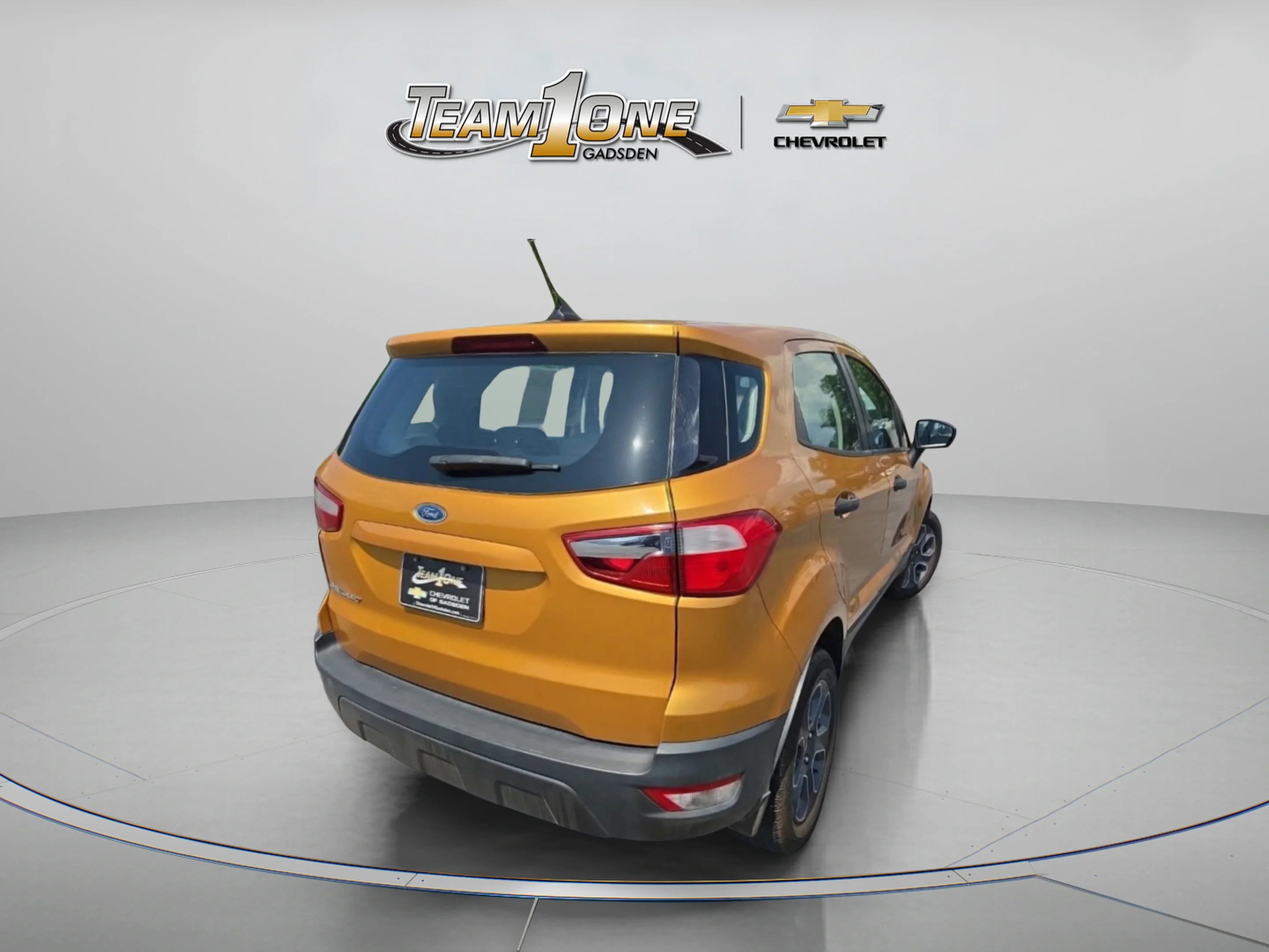 Used 2021 Yellow Ford S image 7