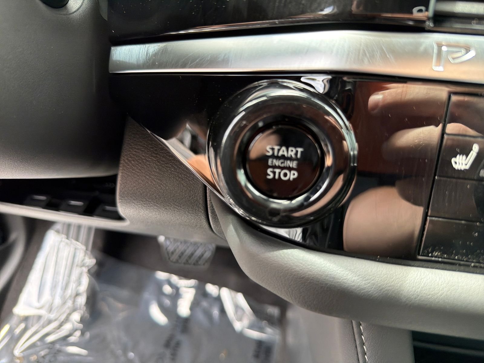 New 2026 Gray Nissan SL image 25