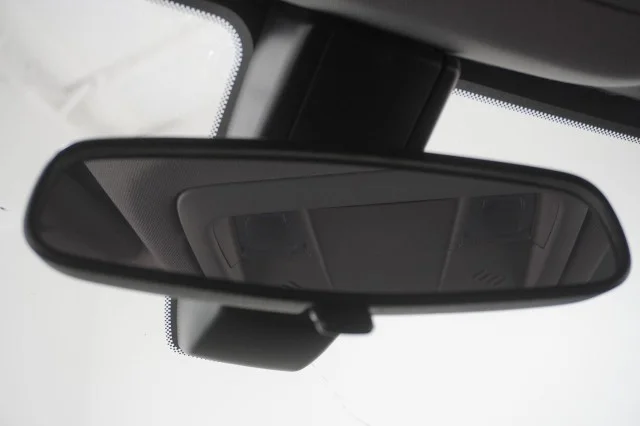 Used 2020 RED GMC SLE image 30