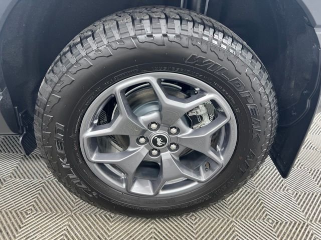 Used 2023 White Ford Badlands image 9