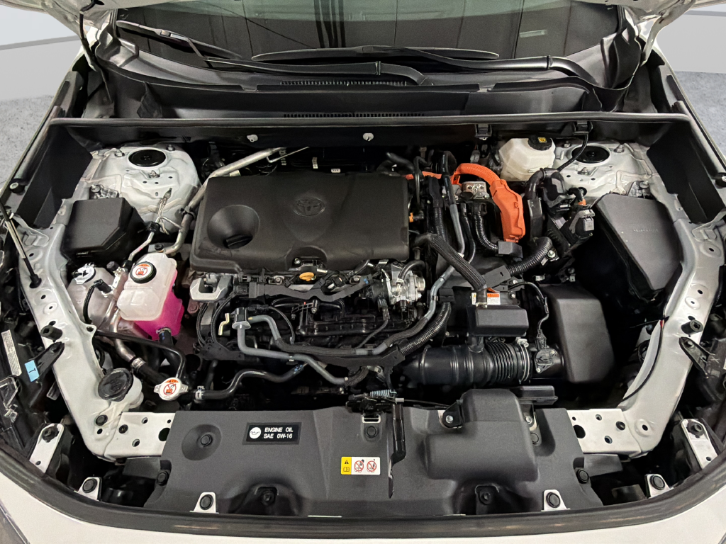 Used 2024 White Toyota LE image 39