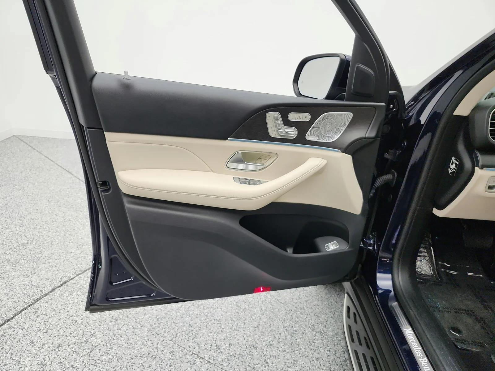 Used 2021 Lunar Blue Metallic Mercedes-Benz GLE 350 SUV image 15
