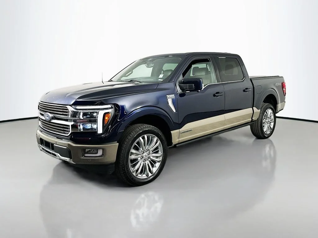 Used 2025 Blue Metallic Ford King Ranch image 4