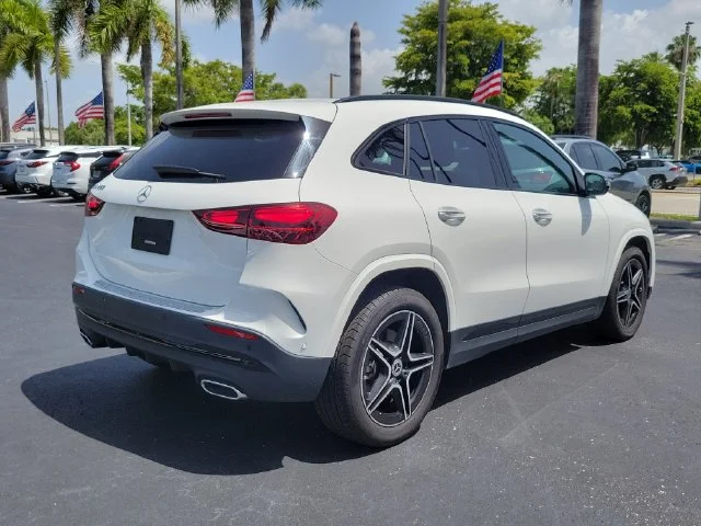 Used 2025 White Mercedes-Benz GLA 250 image 4