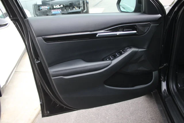 Used 2024 Black Kia EX image 21