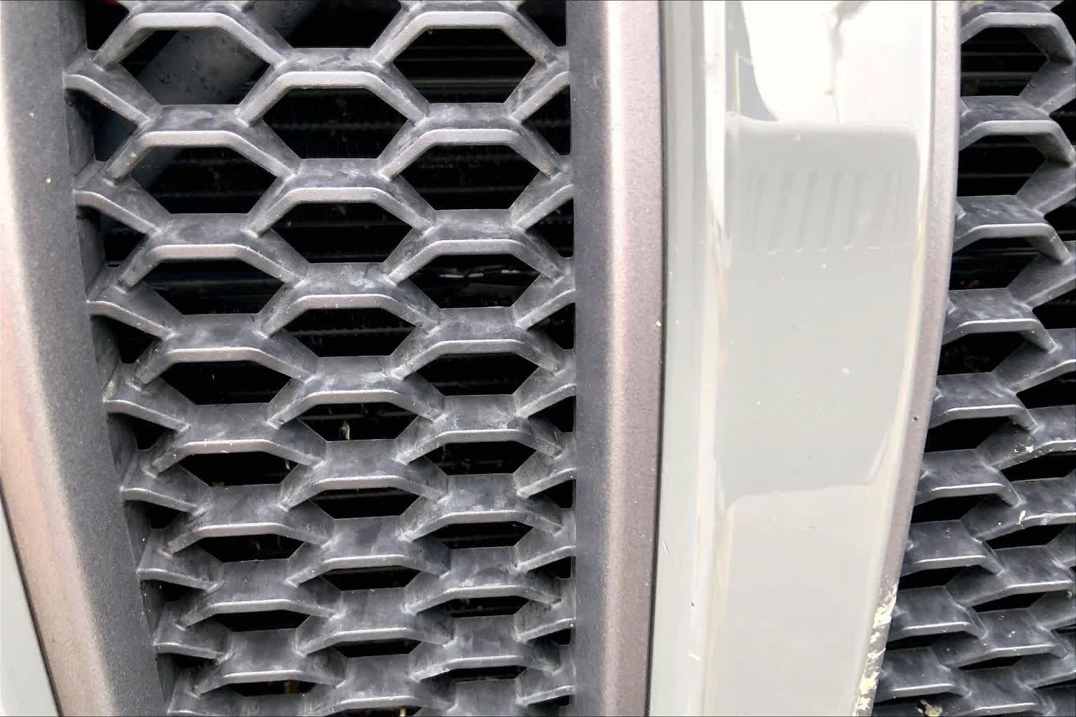 Used 2023 Sting-Gray Clearcoat Jeep Rubicon image 33