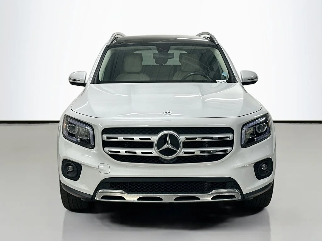 Used 2023 Digital White Metallic Mercedes-Benz GLB 250 image 6