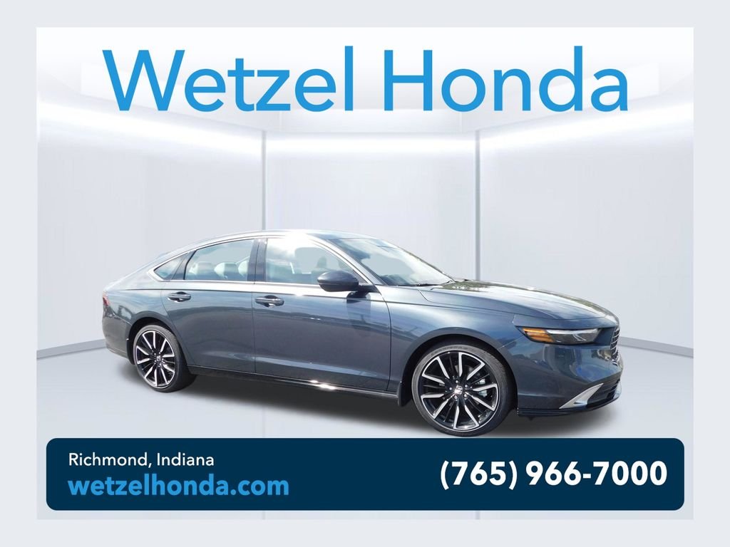 New 2026 Meteorite Gray Metallic Honda Touring image 1