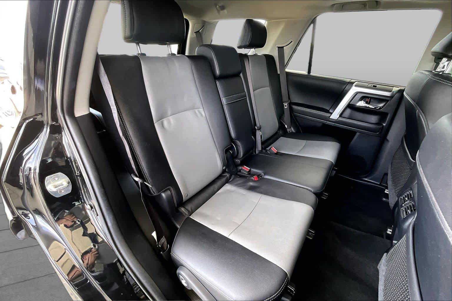 Used 2023 Midnight Black Metallic Toyota SR5 Premium image 18