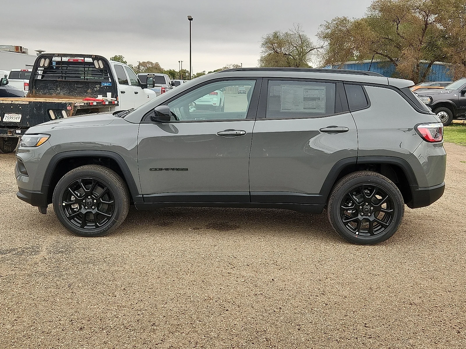 New 2026 PDN Sting-Gray Jeep LATITUDE 4X4 image 2