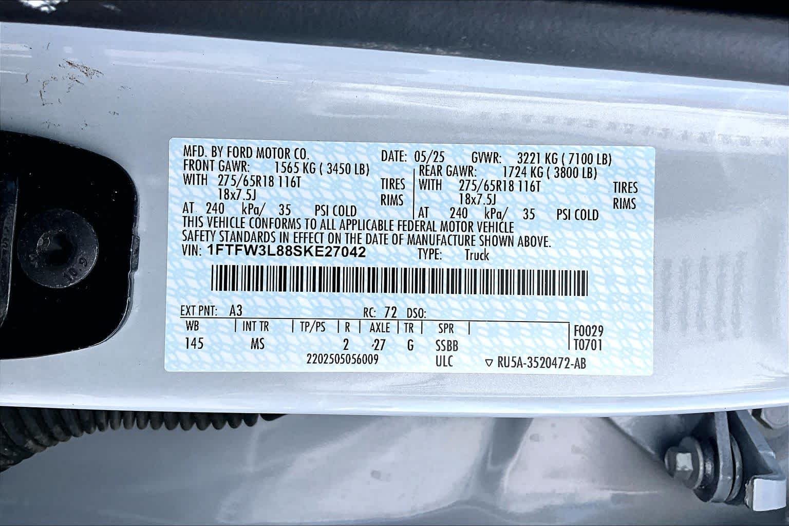 Used 2025 Space White Ford XLT image 36