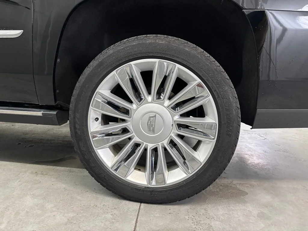 Used 2019 Black Raven Cadillac Platinum Edition image 27