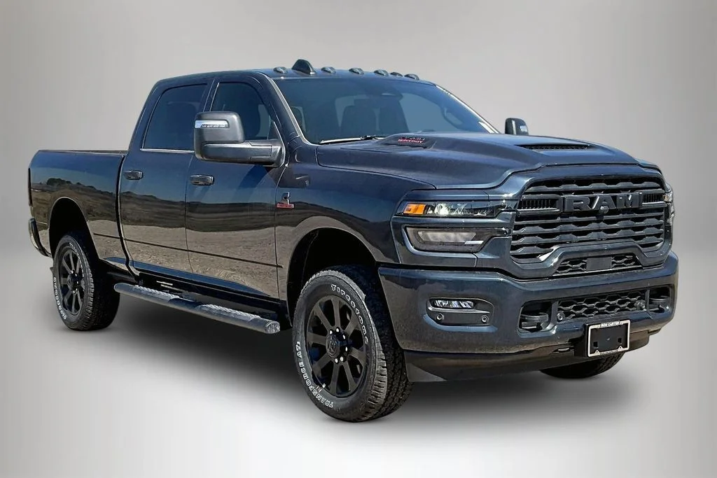 2026 RAM 2500 Tradesman/Black Express 4X4 Crew Cab SWB's photo