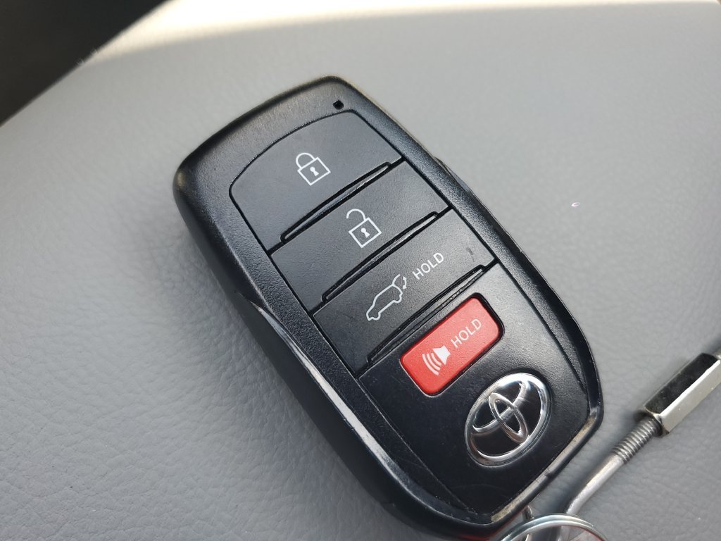 Used 2025 Silver Toyota XLE image 28