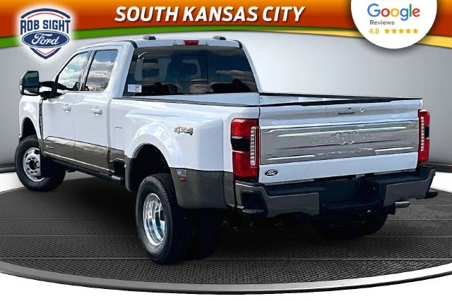 New 2027 Star White Metallic Tri-Coat Ford F-350® King Ranch® image 3