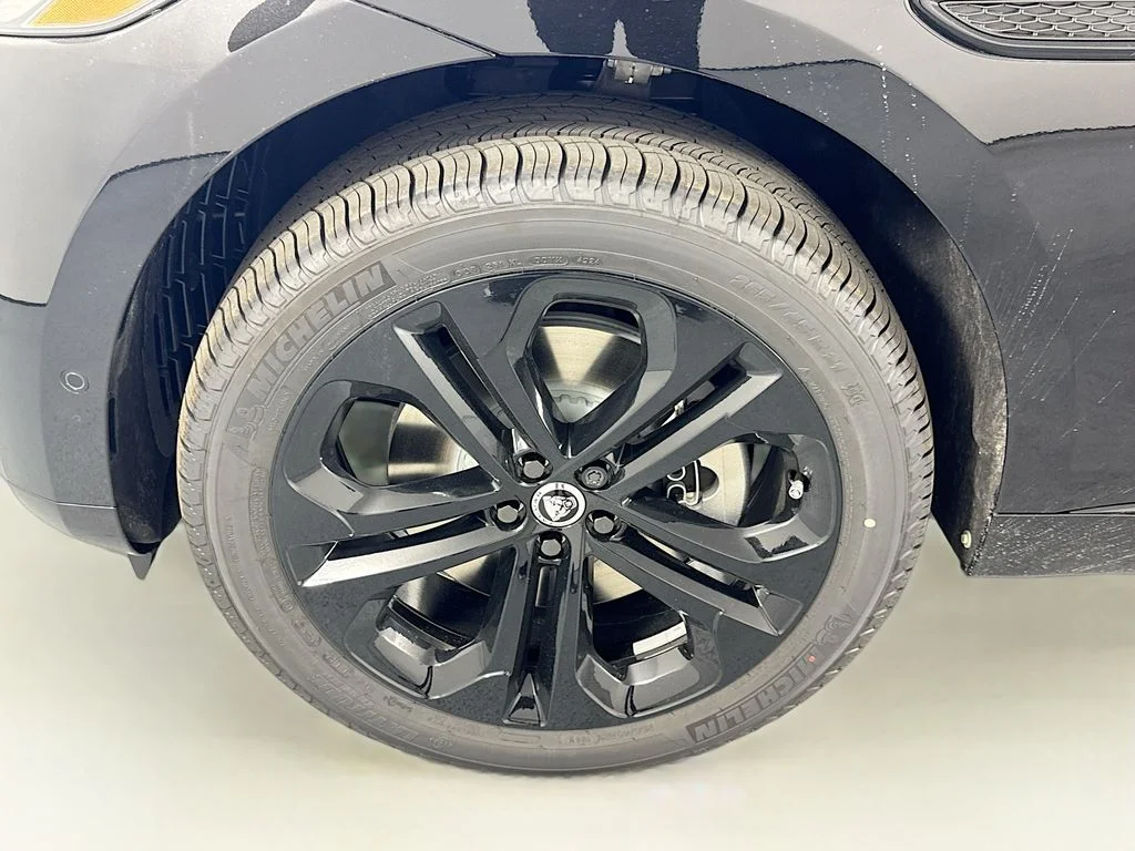 2026 Jaguar F-Pace R-Dynamic S - Photo 31