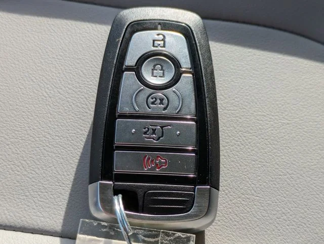 New 2026 Agate Black Metallic Ford Active image 28