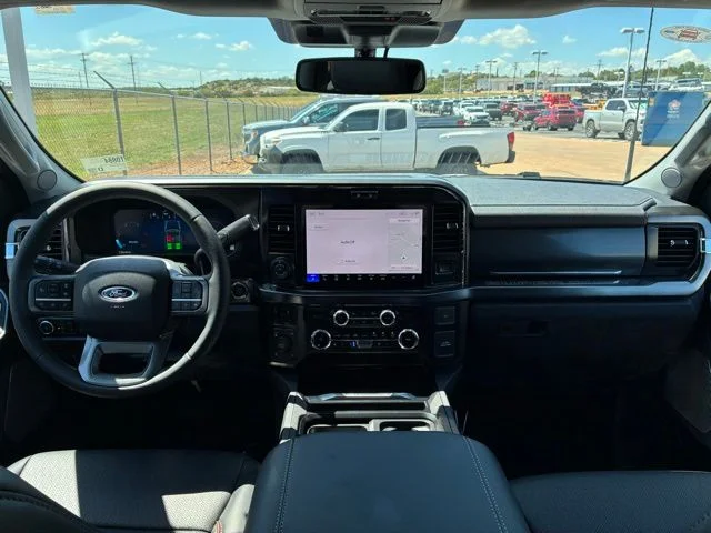 New 2026 Oxford White Ford Lariat image 10