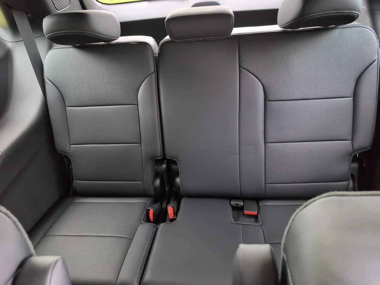 New 2026 Mosaic Black Metallic Chevrolet LT image 35
