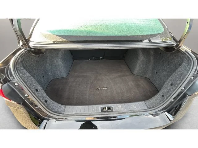 Used 2025  Nissan SV image 30