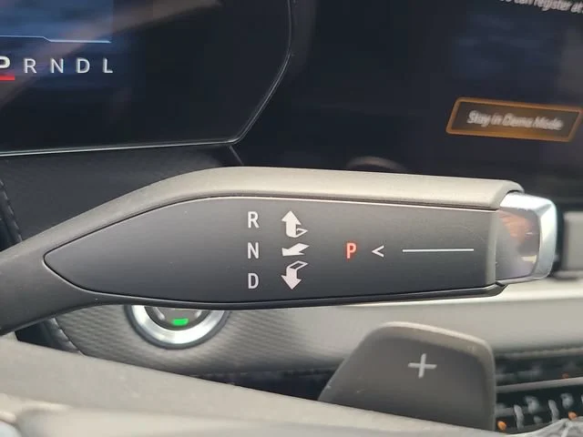 New 2027 Mosaic Black Metallic Chevrolet LT image 31
