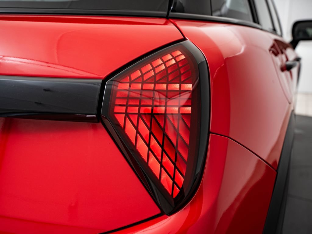 Used 2026 Chili Red Ii MINI Signature image 9