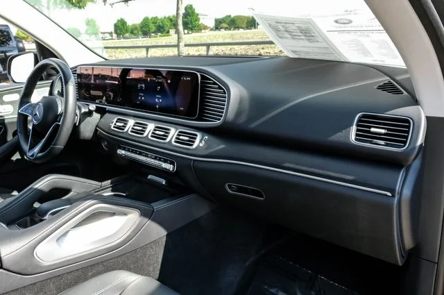 Used 2024 Silver Mercedes-Benz GLE 450 image 19
