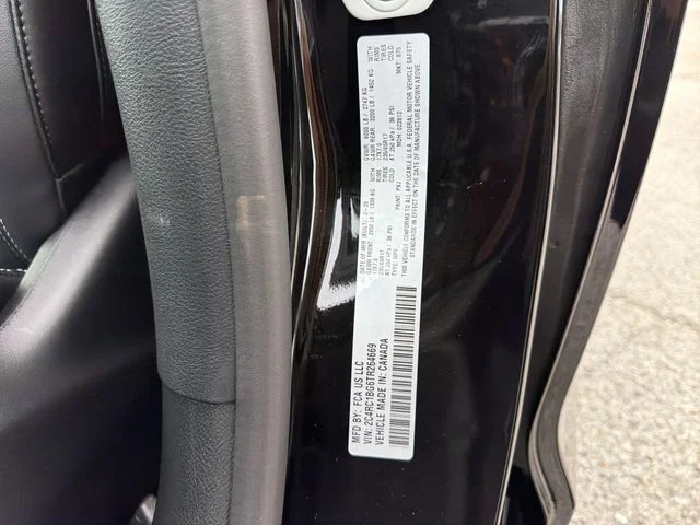 New 2026 Diamond Black Crystal Pearl-Coat Exterior Paint Chrysler Select image 34