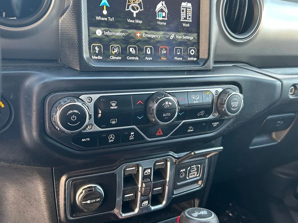 Used 2021 Gray Jeep Unlimited Sport image 21