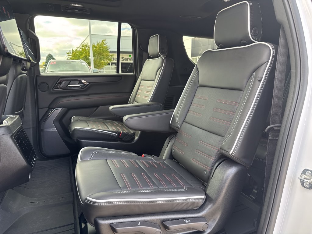 2026 GMC Yukon XL AT4 Ultimate - Photo 39