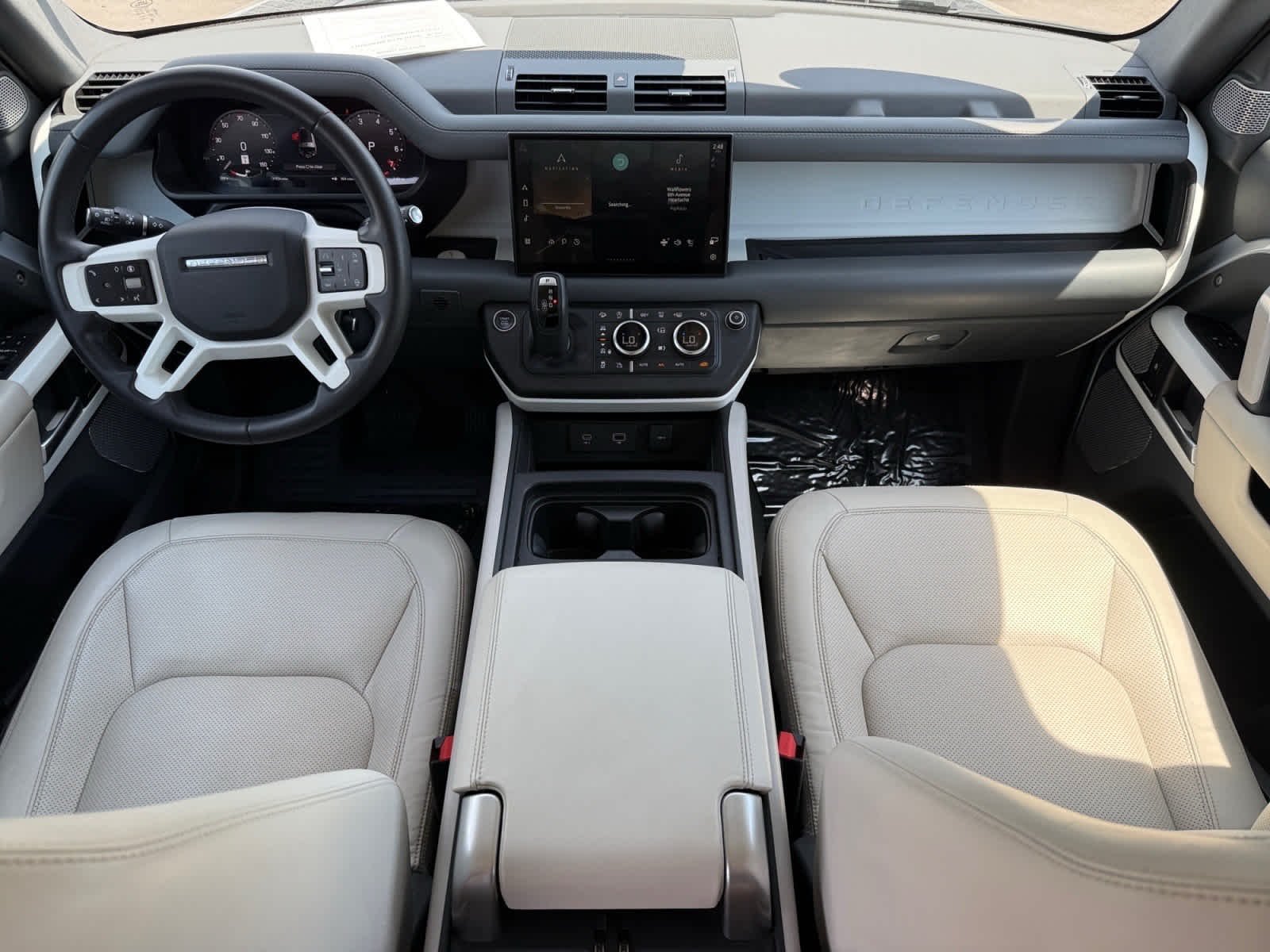 Used 2024 Hakuba Silver Metallic Land Rover S image 12