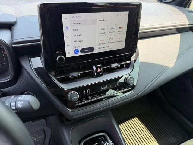 Certified Used 2025 Ice Toyota Premium Plus image 19