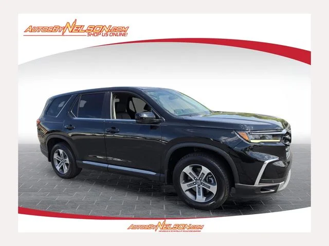 Used 2025 Black Honda EX-L image 1