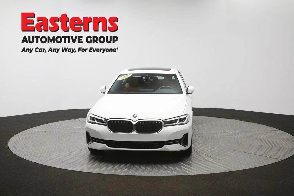 Used 2023 White BMW 530e iPerformance image 57