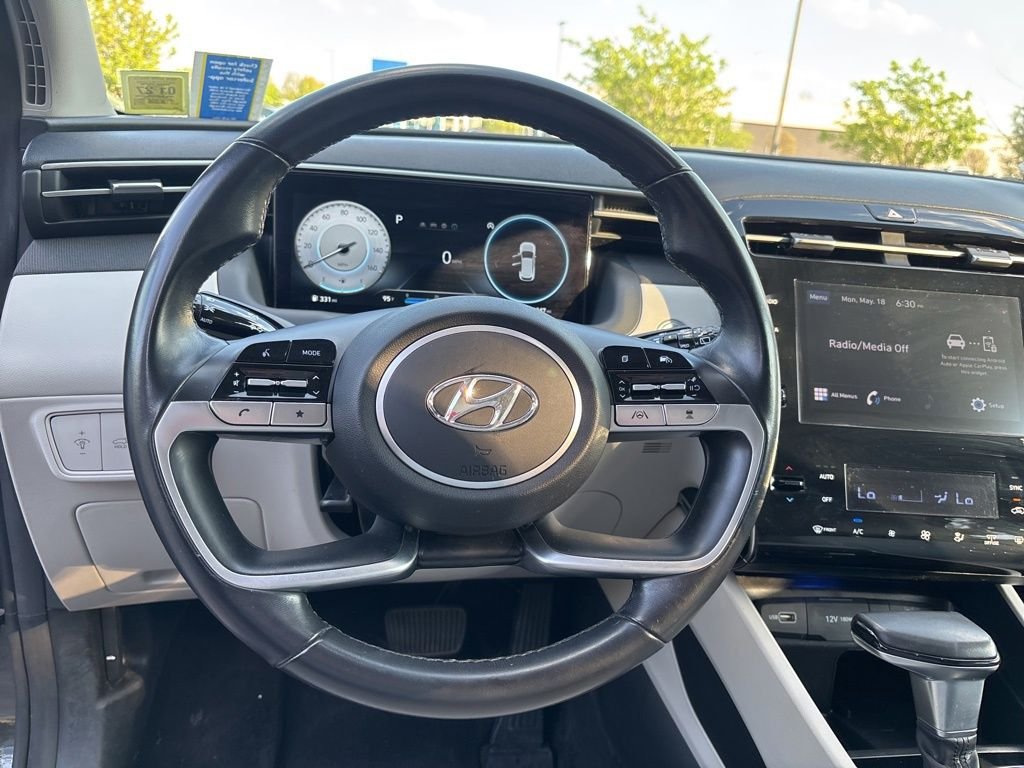 Used 2023 Gray Hyundai SEL image 23