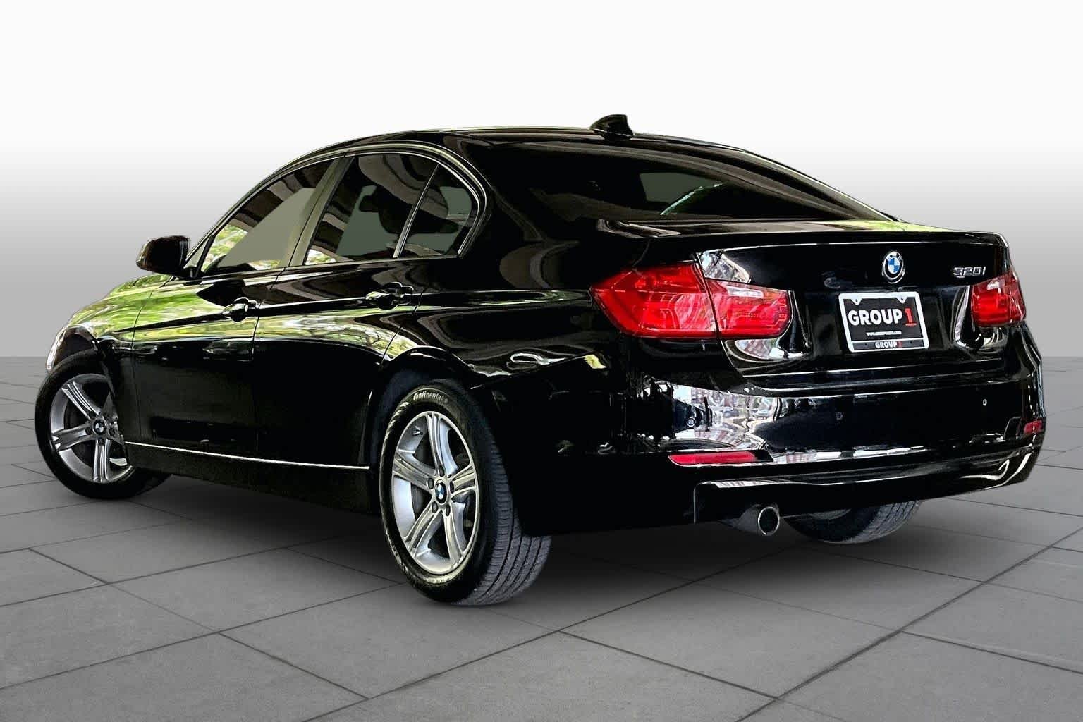 Used 2015 Jet Black BMW 320i image 11