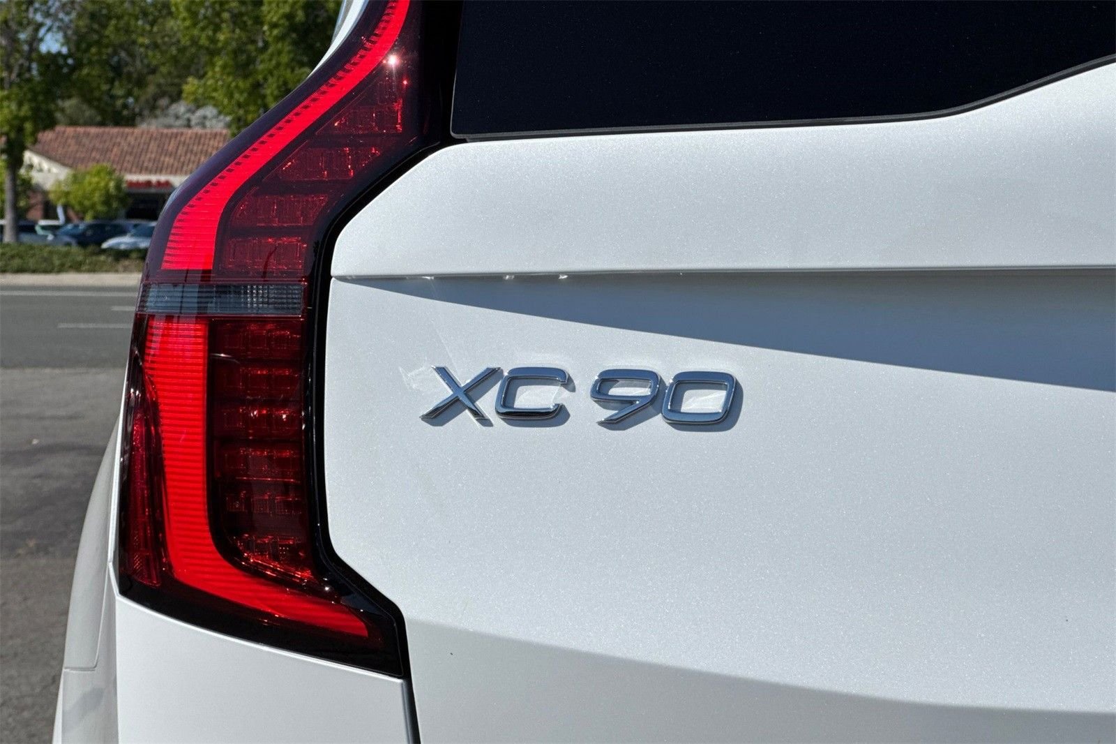 2026 Volvo XC90 Plus - Photo 28