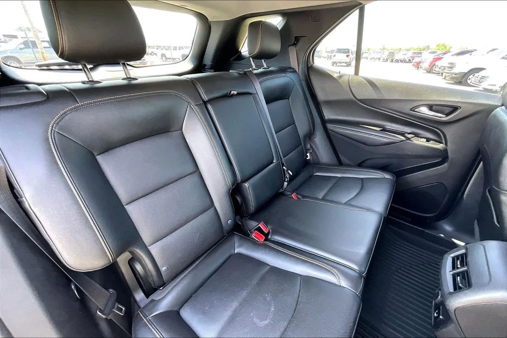 Used 2018 Beige Chevrolet Premier image 22
