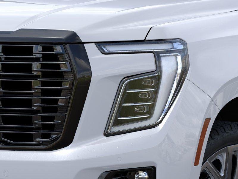 2026 GMC Yukon Denali Ultimate - Photo 10
