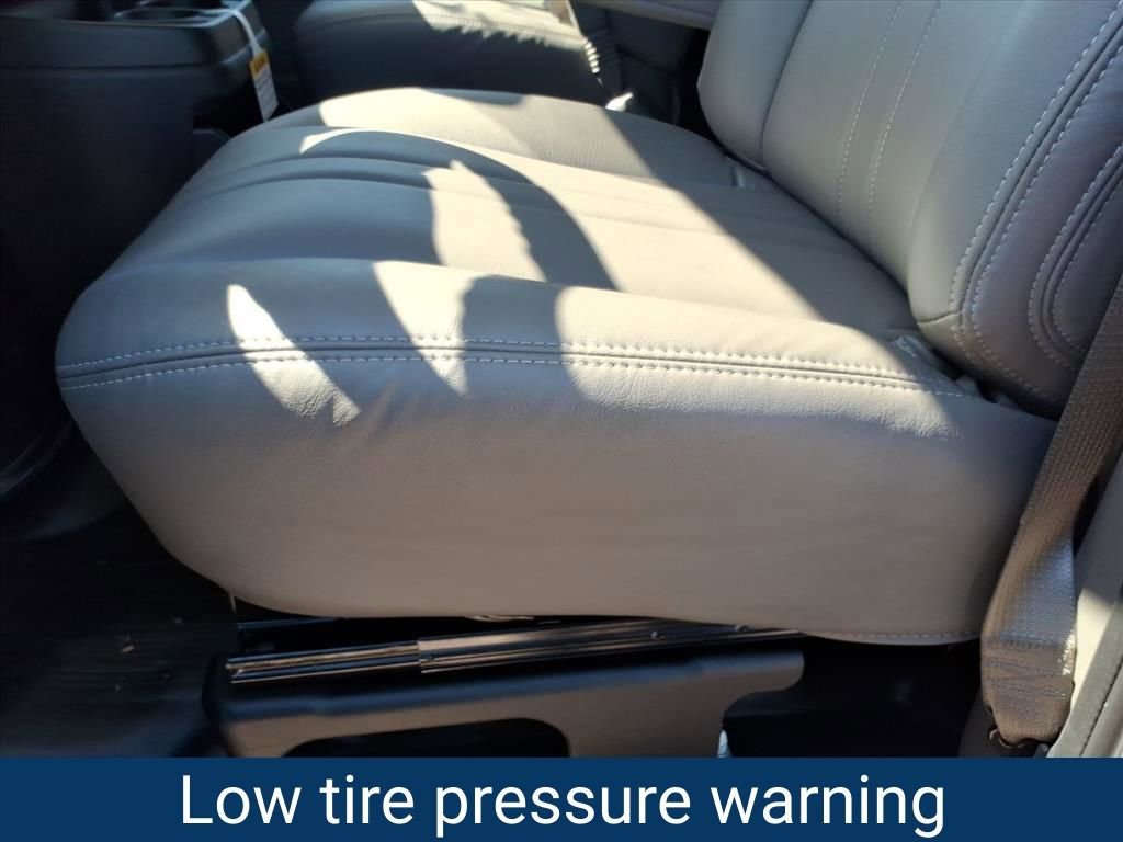 2025 Chevrolet Express Cargo Work Van - Photo 25