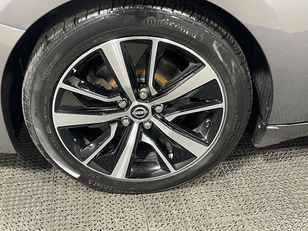 2023 Nissan Maxima SL - Photo 16